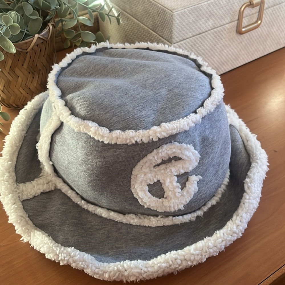 Bucket hat - Picture 3 of 3